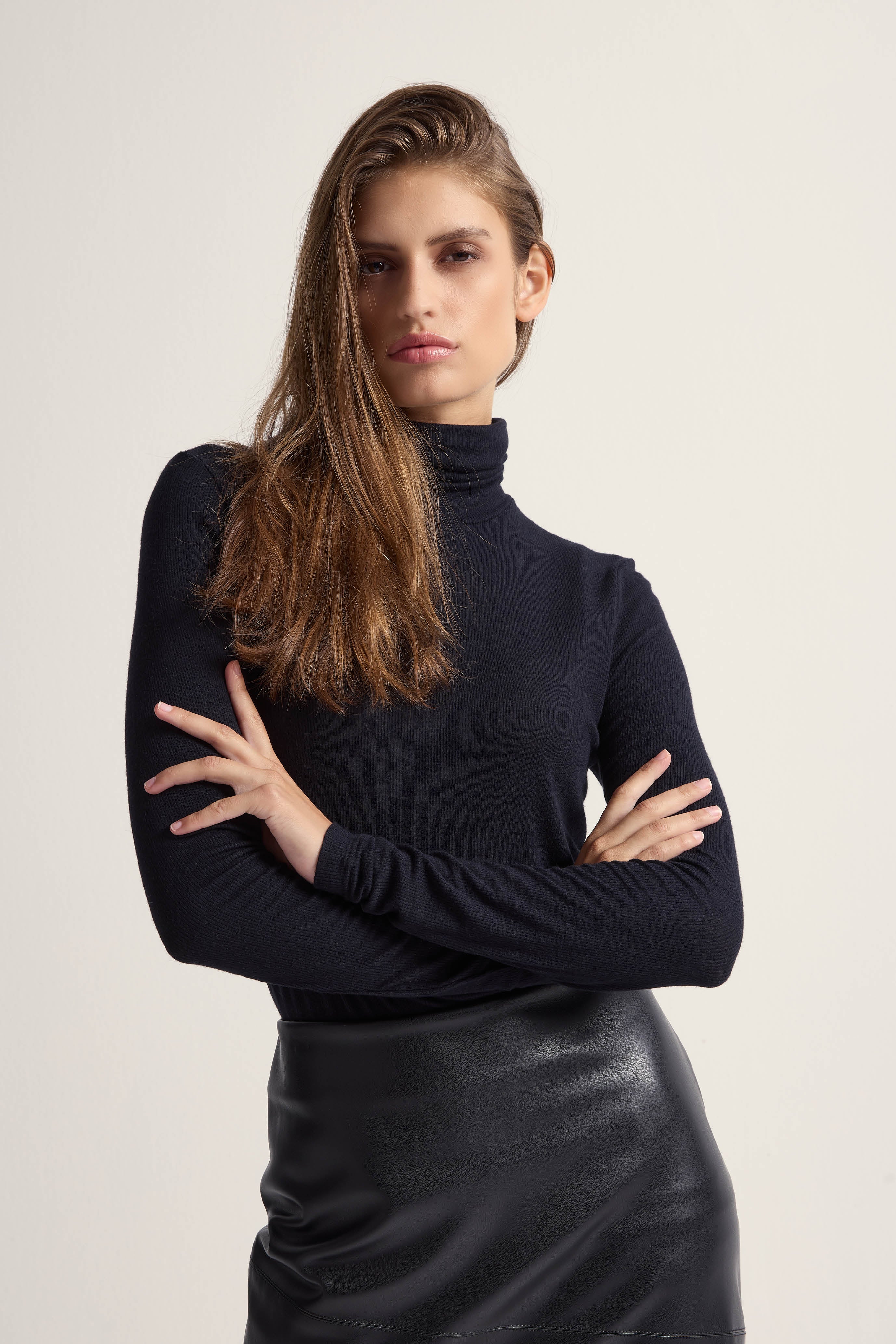 AngelaBB Roll neck - Black – BRUUNSBAZAAR.COM