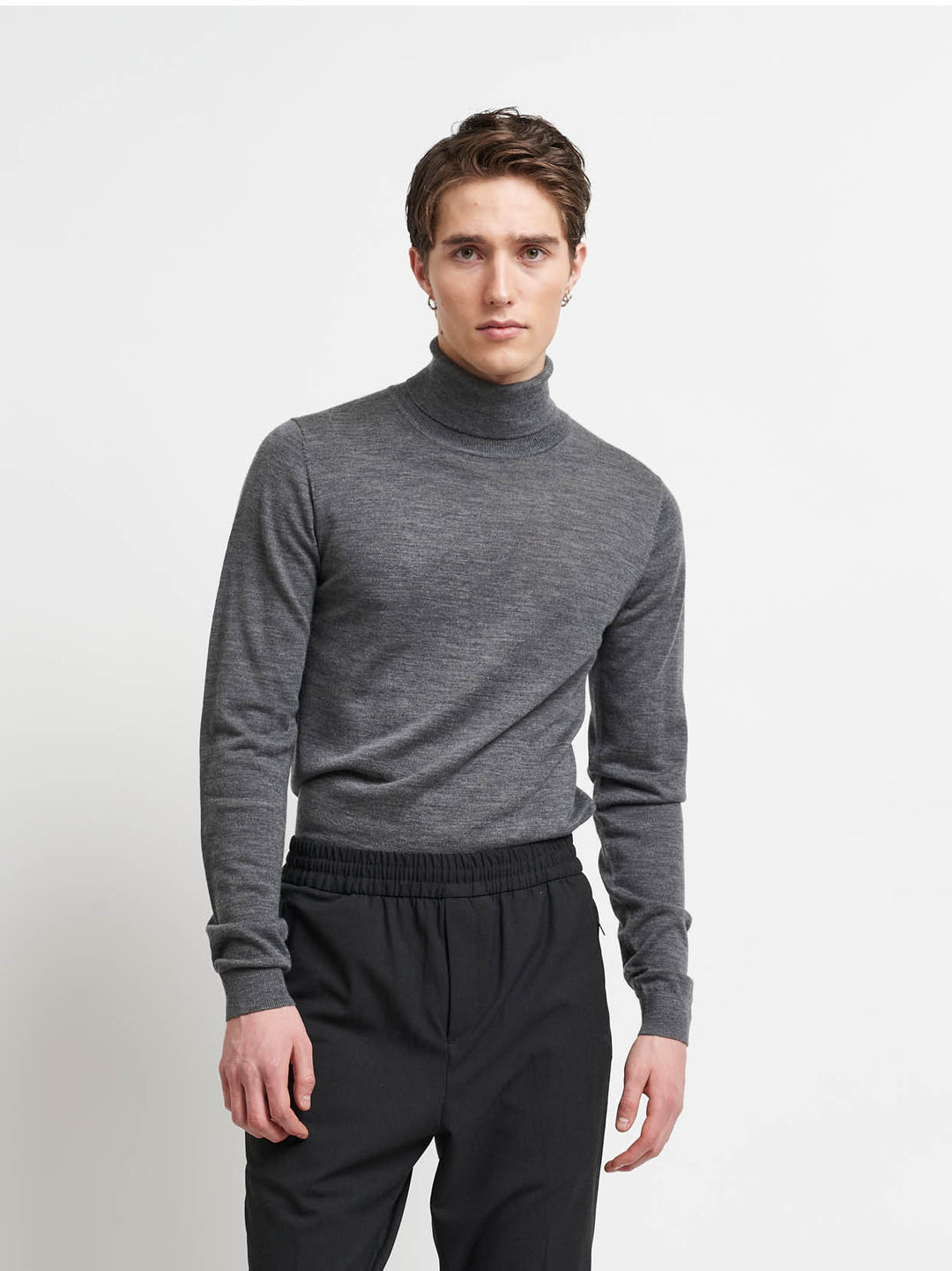 Bruuns Bazaar Men CharlesBB roll neck Knit Mid grey mel