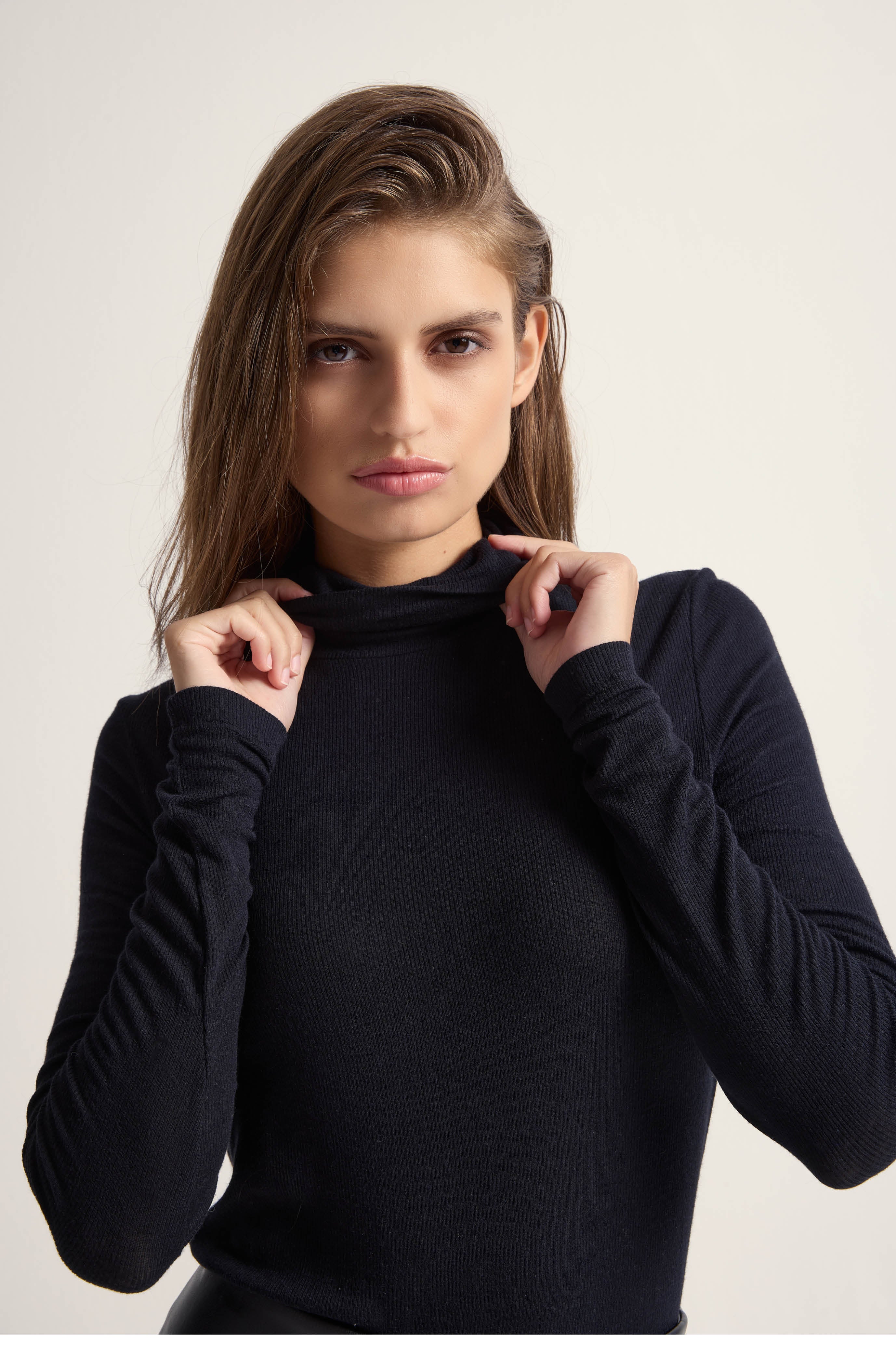 AngelaBB Roll neck - Black – BRUUNSBAZAAR.COM