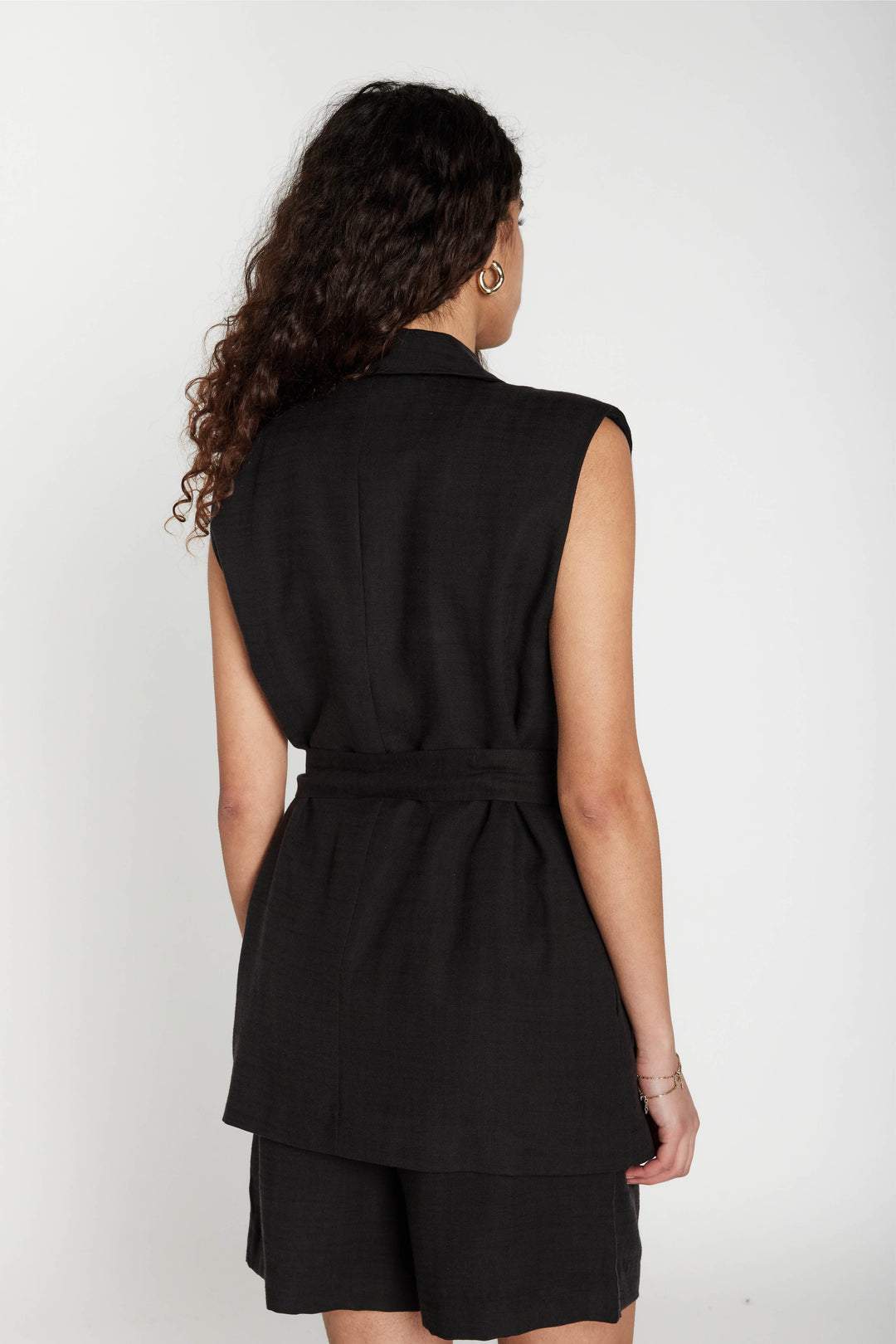 Bruuns Bazaar Women AphandraBBEwe vest Blazer Black