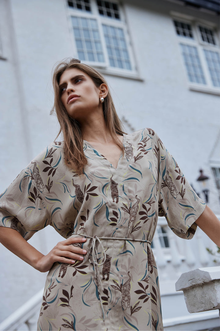 Bruuns Bazaar Women BarcellaBBJanata dress Dress Vanilla Tiger