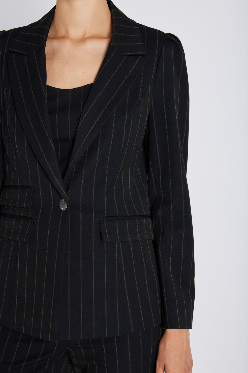 Bruuns Bazaar Women HydrangeaBBNora blazer Blazer Black pinstripe