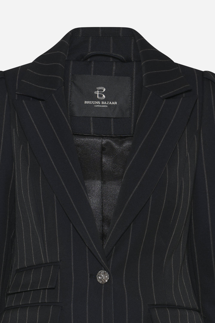 Bruuns Bazaar Women HydrangeaBBNora blazer Blazer Black pinstripe