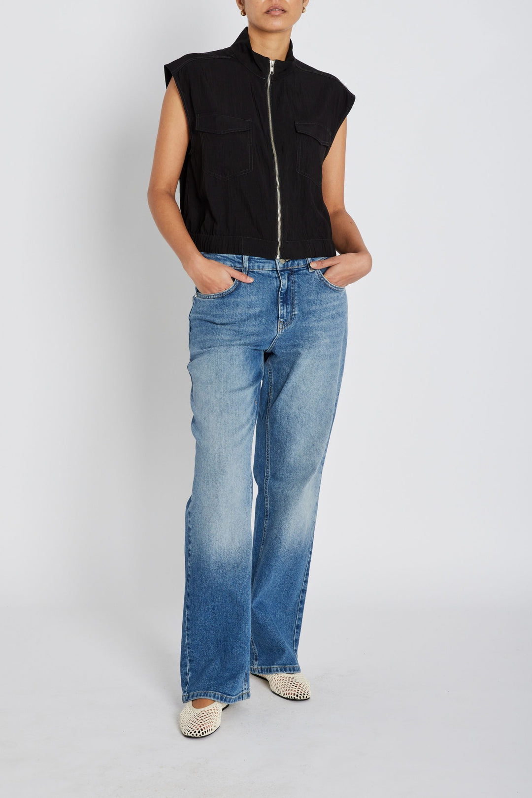 Bruuns Bazaar Women MasaolaBBVika waistcoat Vest Black