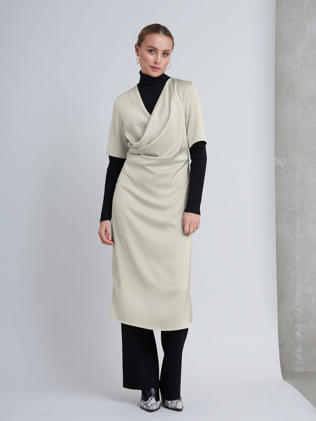 Bruuns Bazaar Women RaisellasBBNemi dress Dress Light Grey