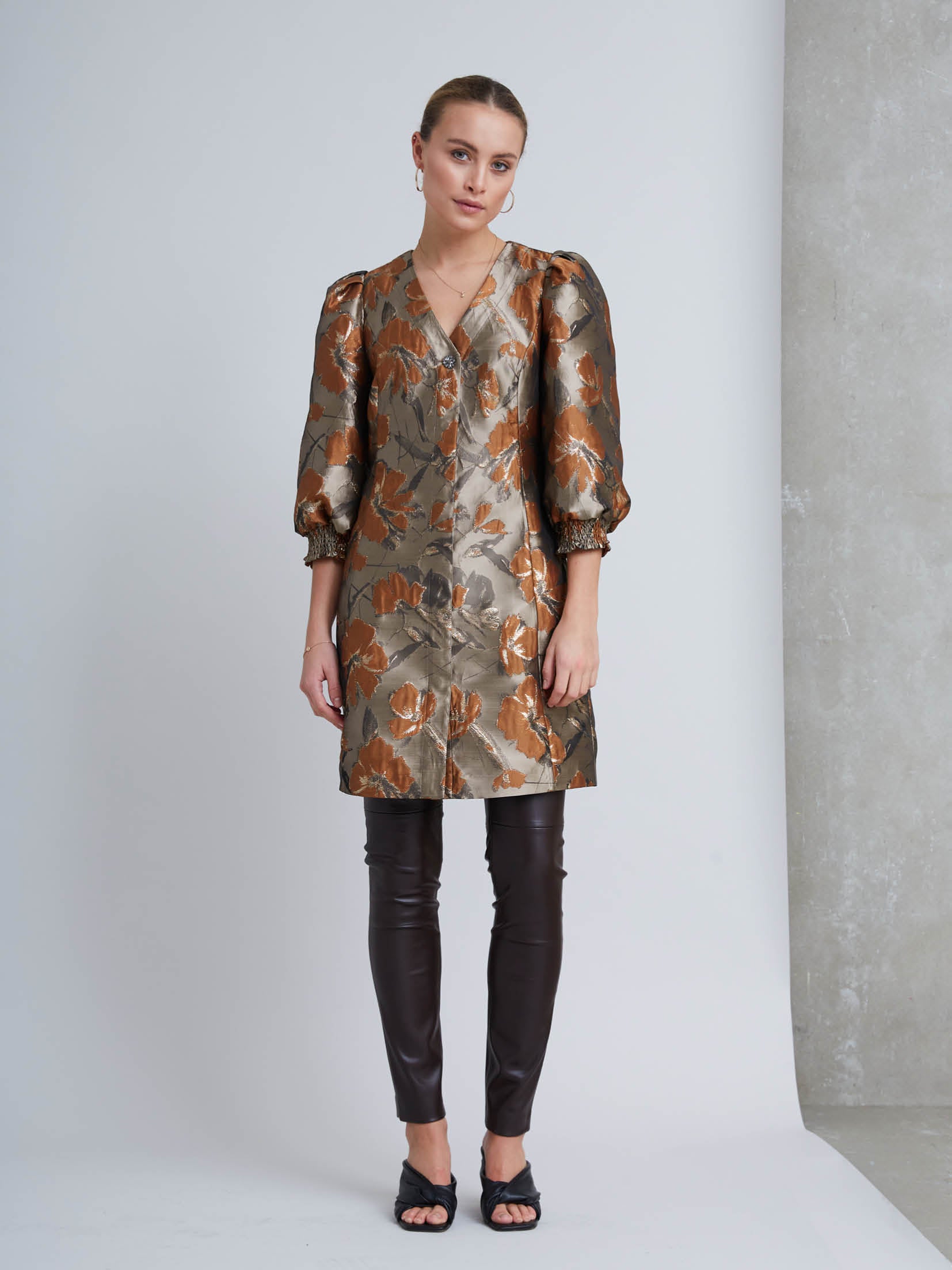 Circurar sleeve flower dress ブラウン Circurar sleeve flower dress（ドレス）｜LE'RURE（リルアー